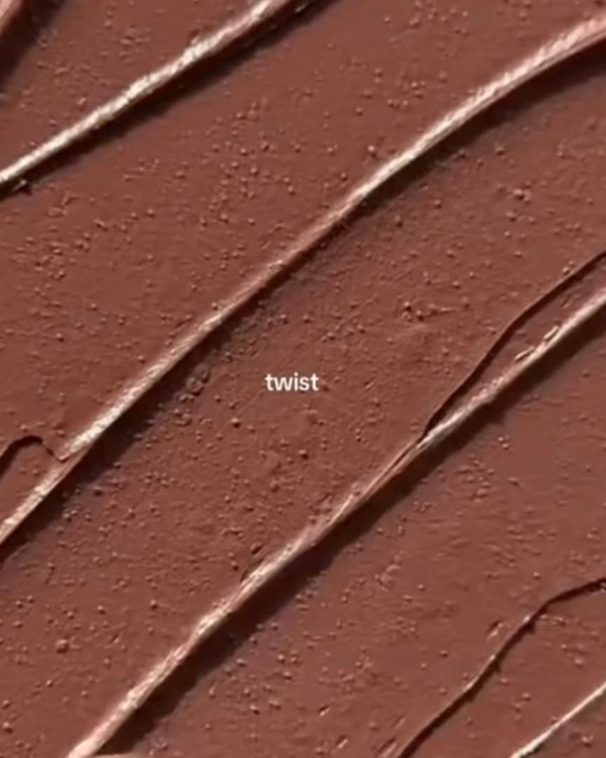 خط لب رود - Twist